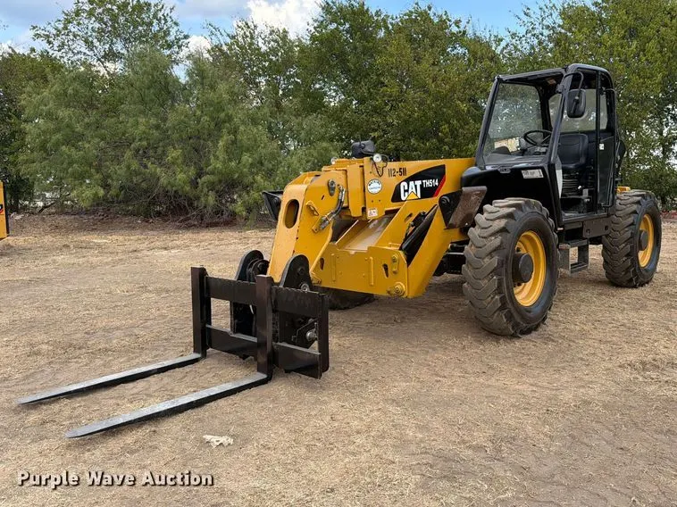 2012 Caterpillar TH514 telehandler
