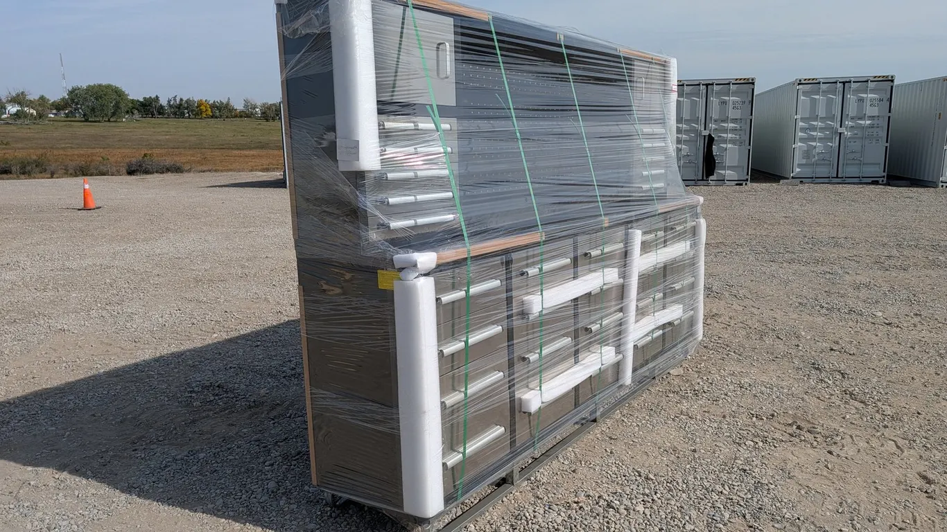 Unused 2026 Steelman 10' 30-Drawer SS Workbench