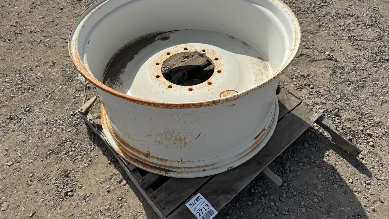 New Holland SP240 Sprayer Rim
