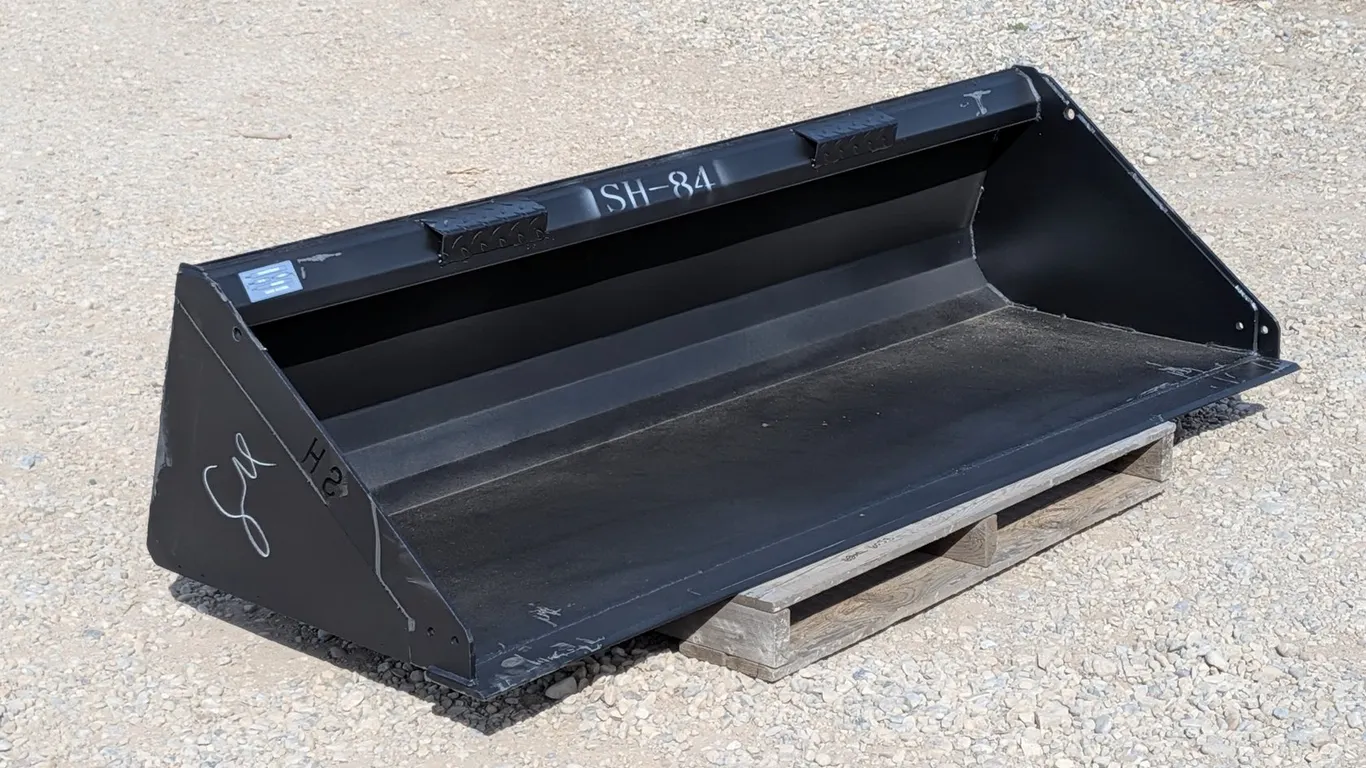 Unused 2026 Great Bear Standard Bucket