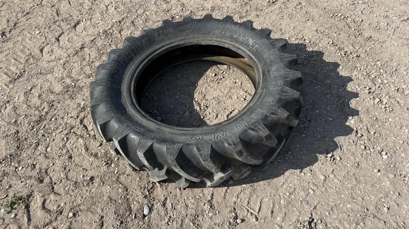 (1) Armstrong Tractor Tire