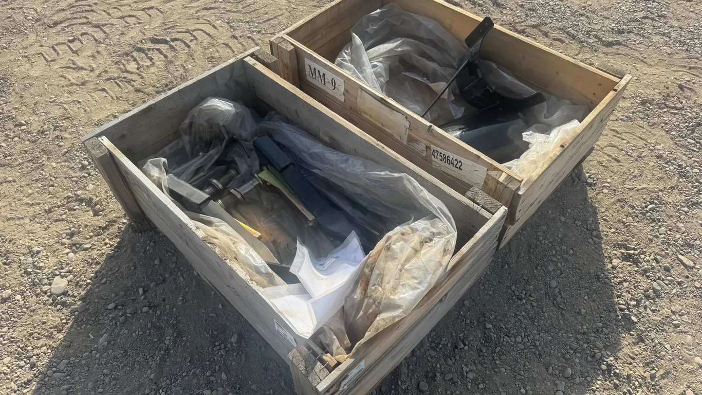 P1070 Air Tank Auger Latch Kit
