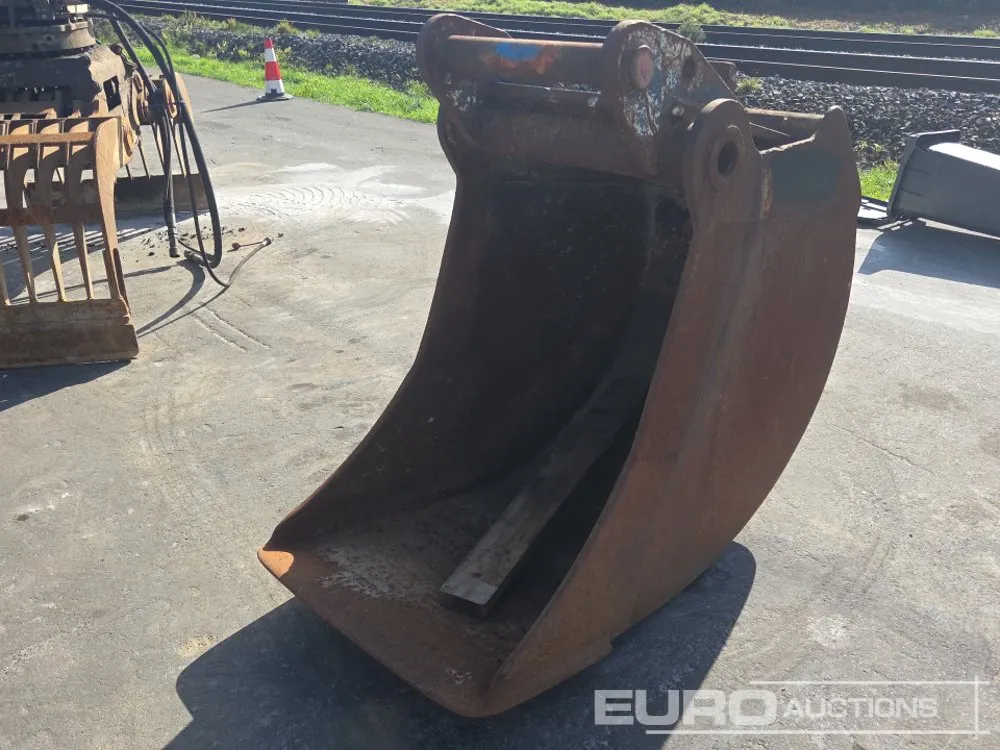 31" Digging Bucket to suit MS21