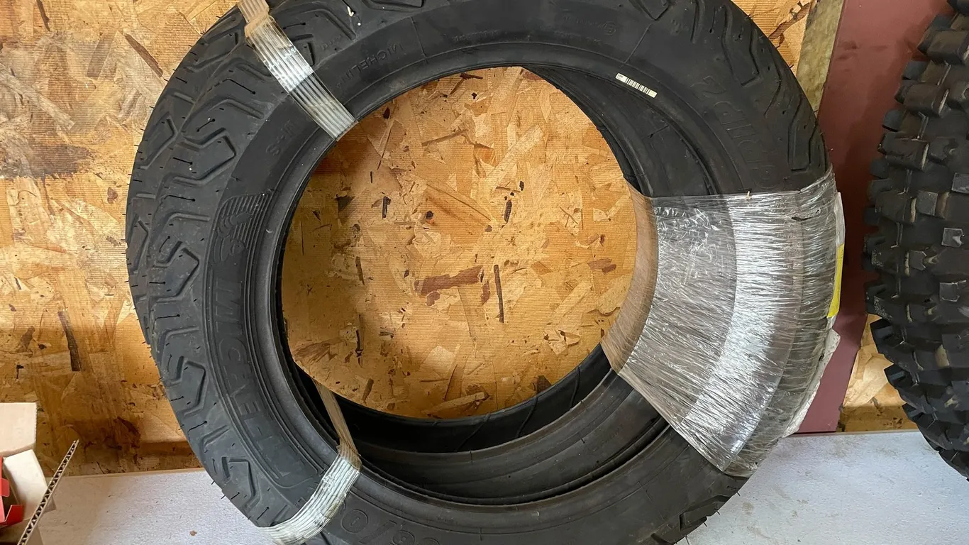 2 Motorcycle Tires