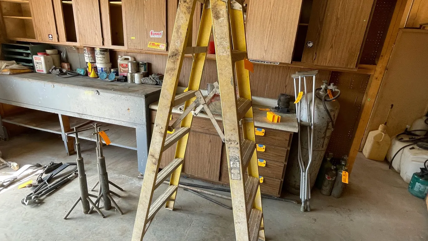 Broken Ladder