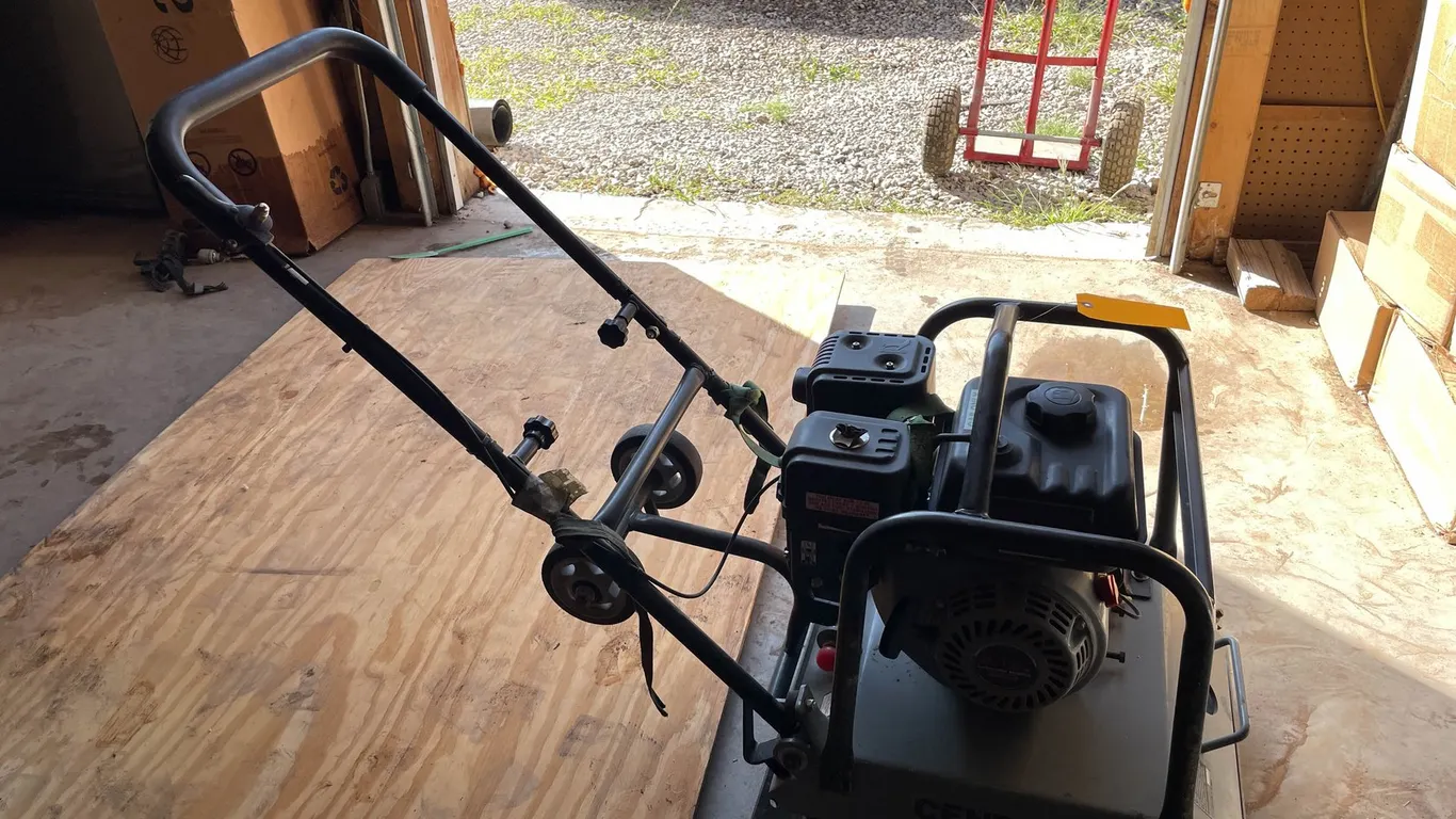 Central Machinery Plate Compactor