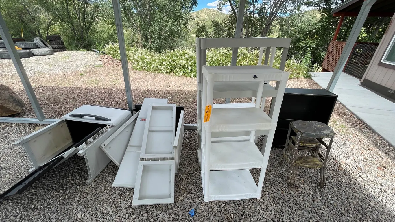 Shelving Lot