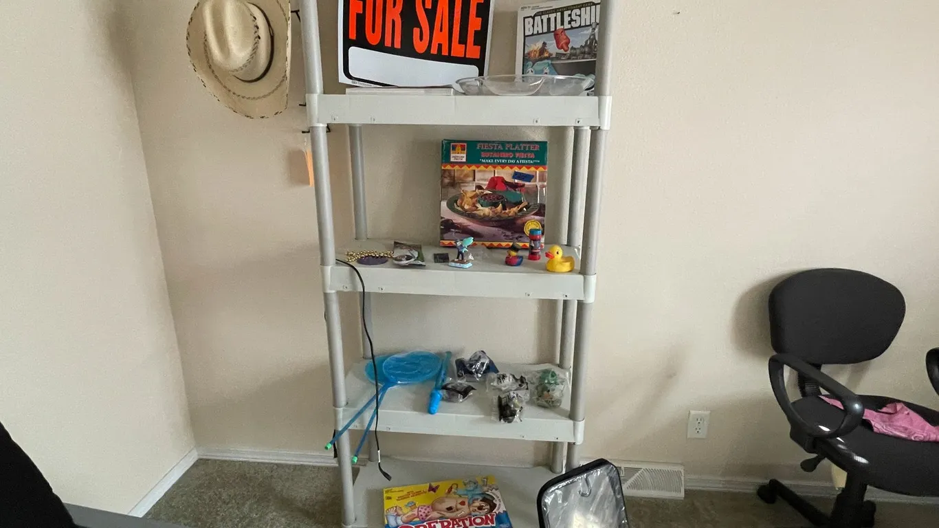 Contents on Shelving