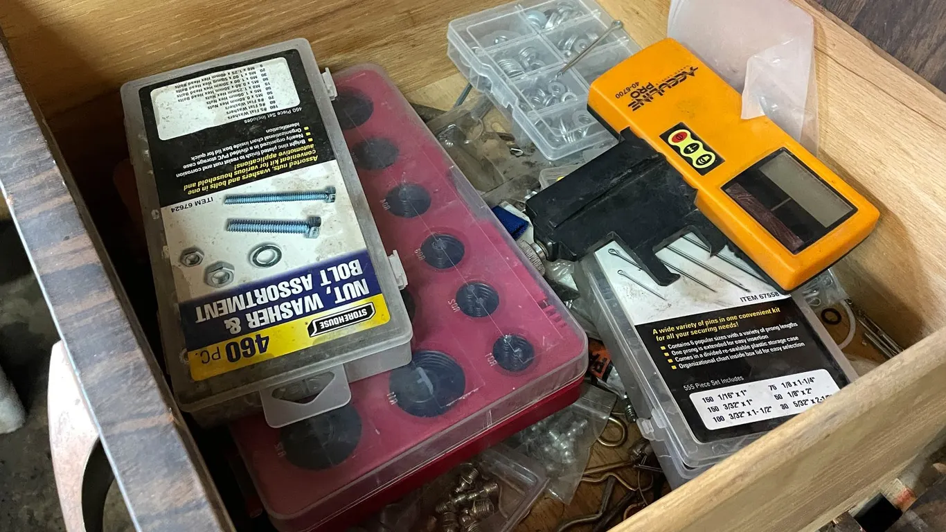 Hardware Lot