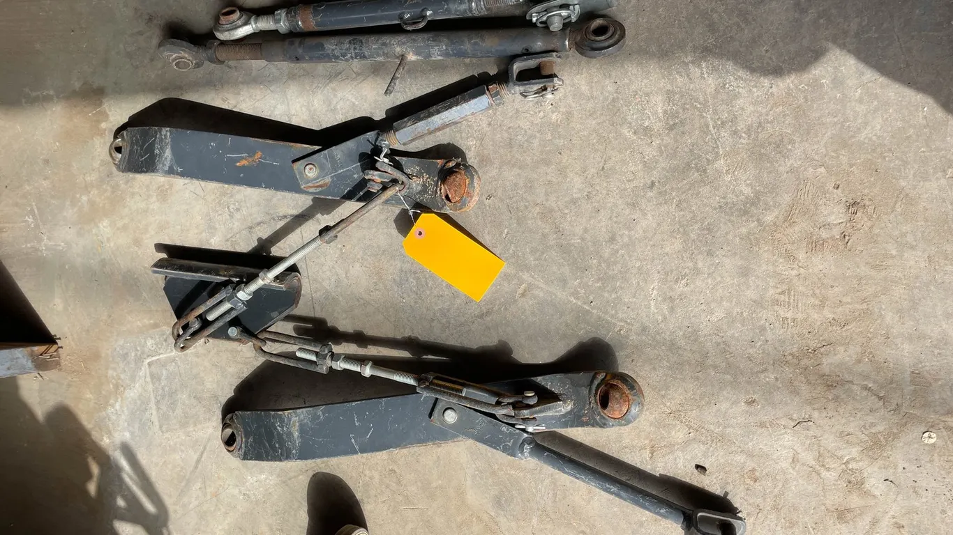 3-Point Hitch and 3rd Links