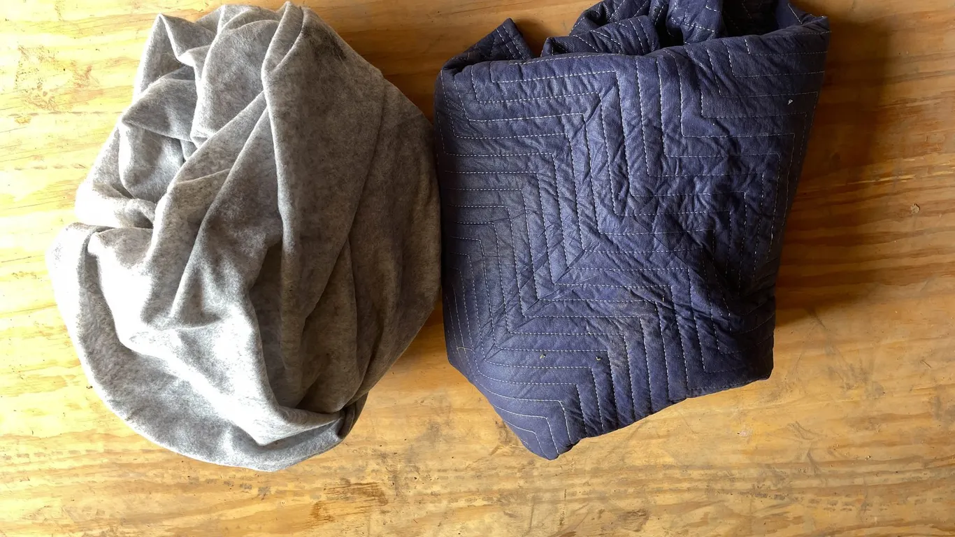 2 Blankets