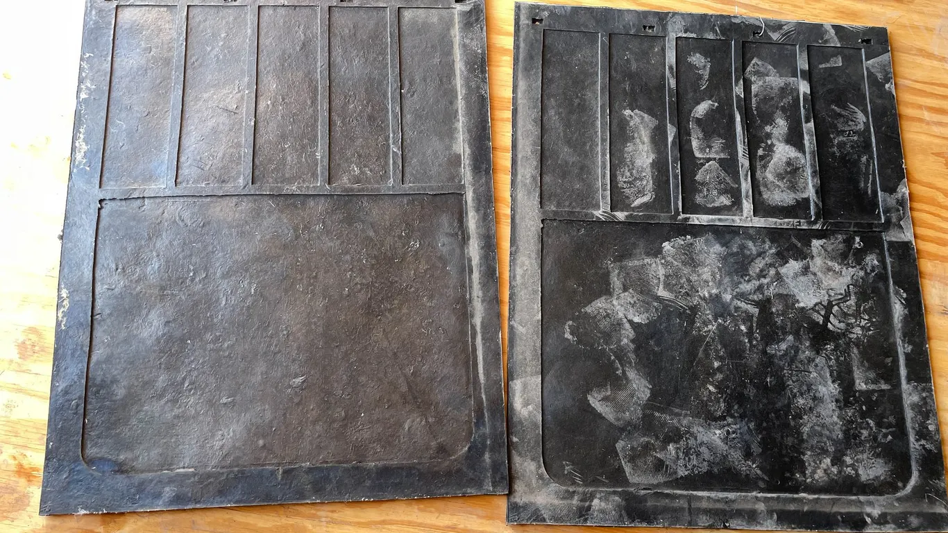 2 Rubber Mats