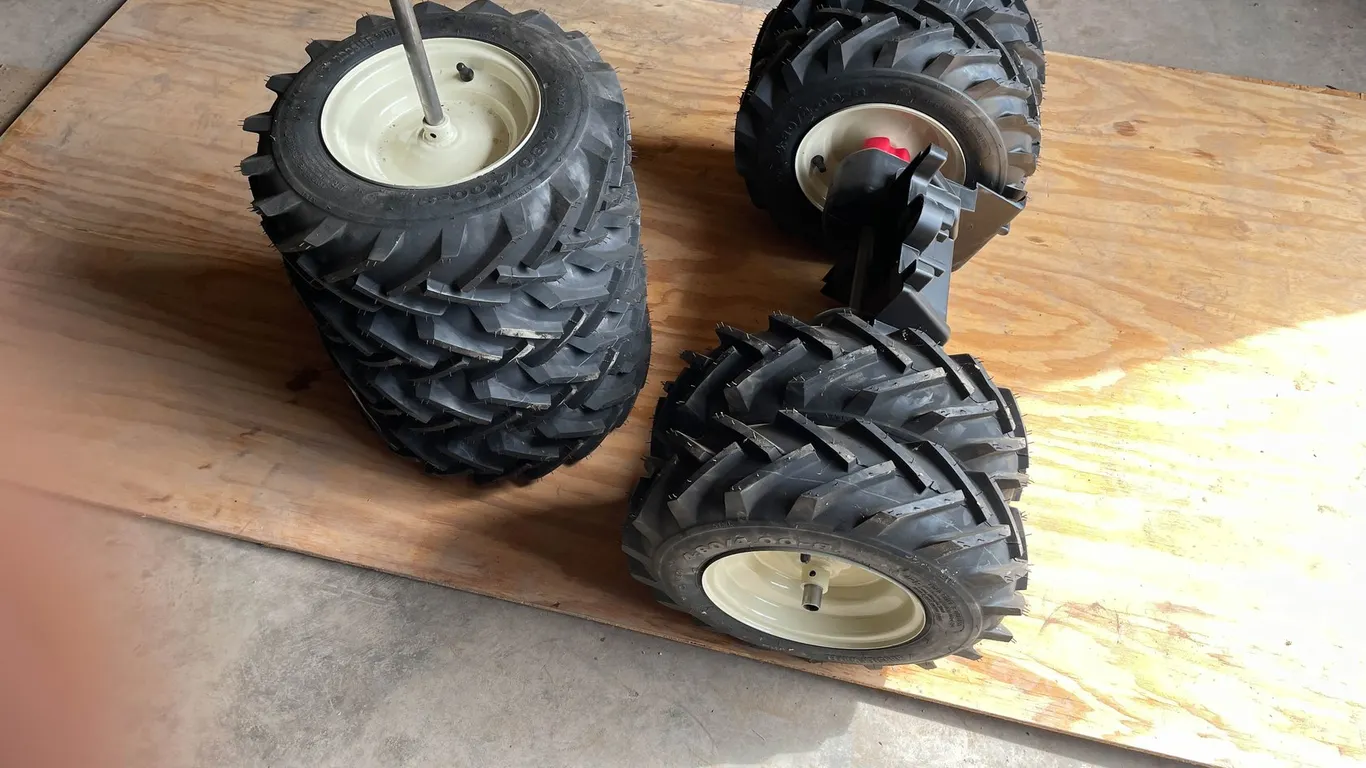 8 Rubber Tires
