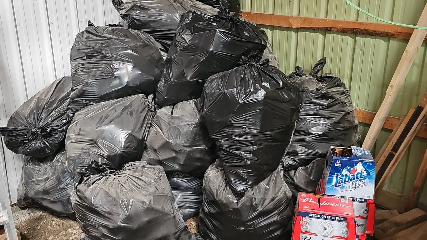 Recycle Lot-Cans