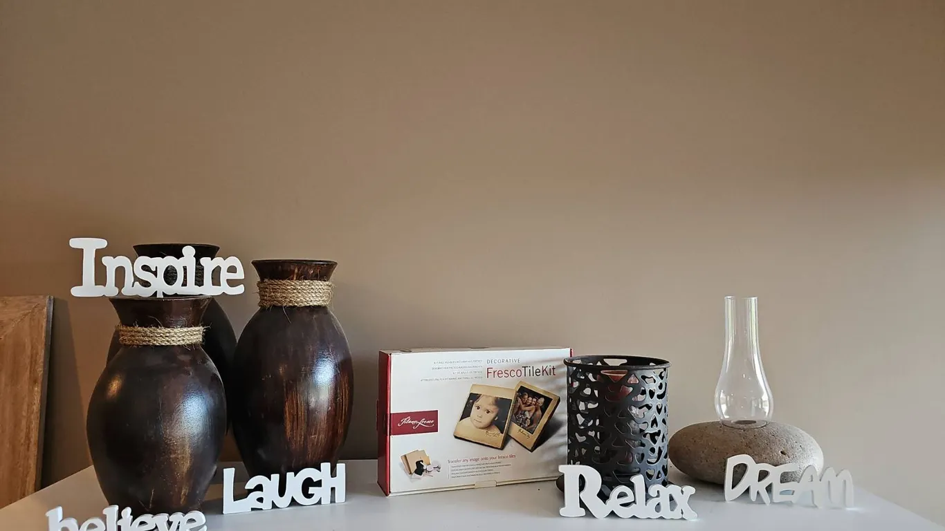 Modern Home Decor Lot