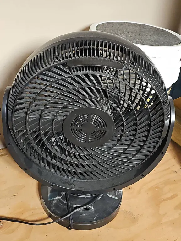 Honeywell Black Oscillating Table Fan with Adjustable Tilt and Manual Controls
