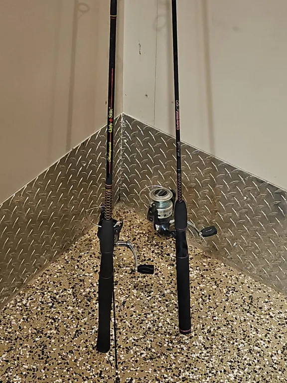 Shakespeare Ugly Stik GX2 Spinning Rod and Reel Combos