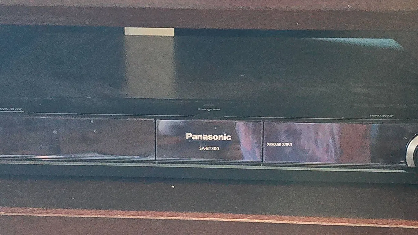 Panasonic SA-BT300 Blu-ray Home Theatre System With Speakers and Kelton Subwoofer