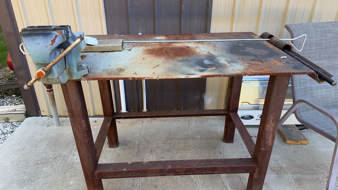 Heavy-Duty Metal Workbench With 6" Vise