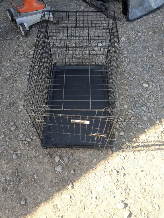 Folding Dog Kennel, 36”x 22”x 24”h