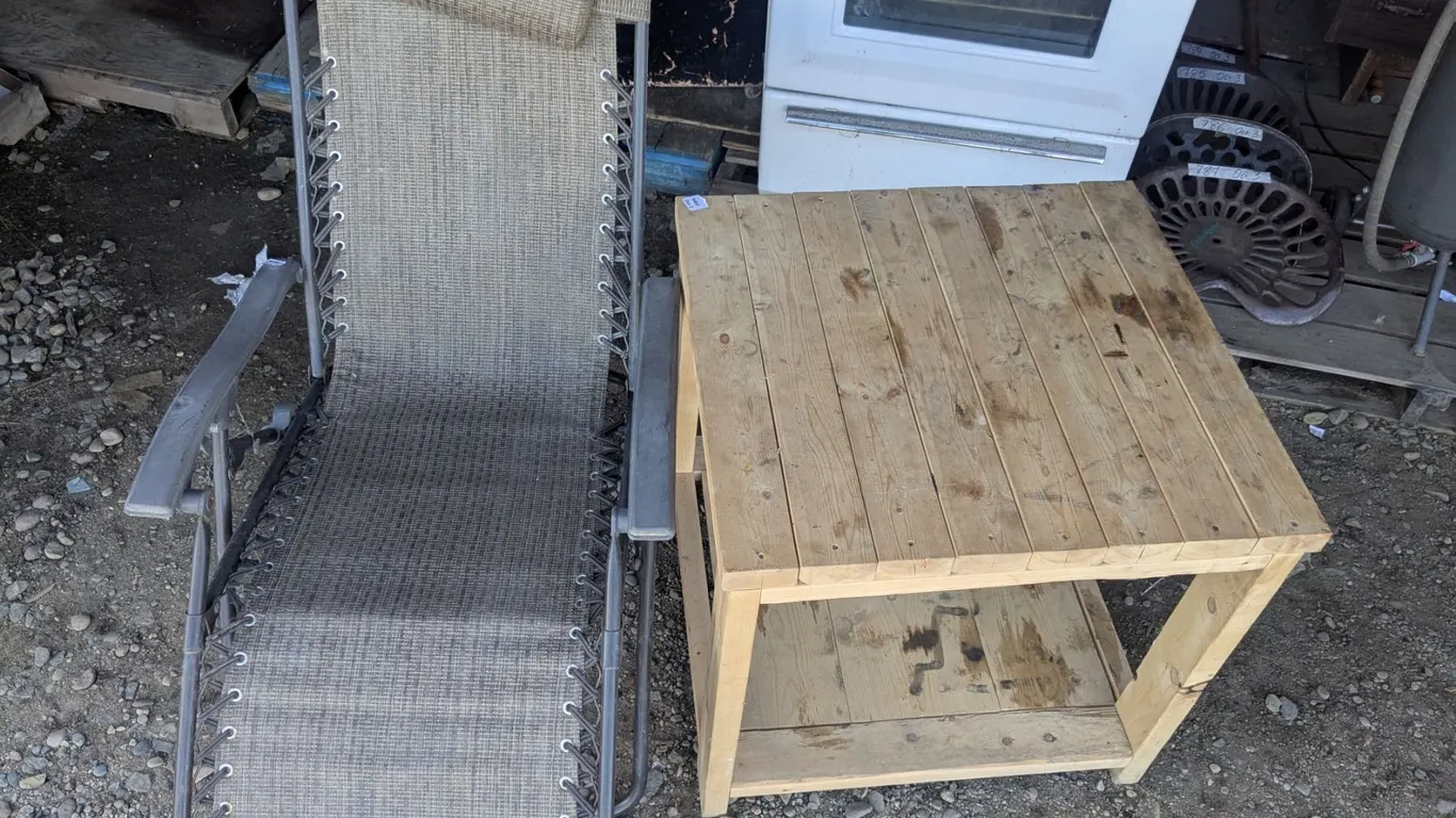 Folding Deck Lounge Chair w/ Hand Crafted Table