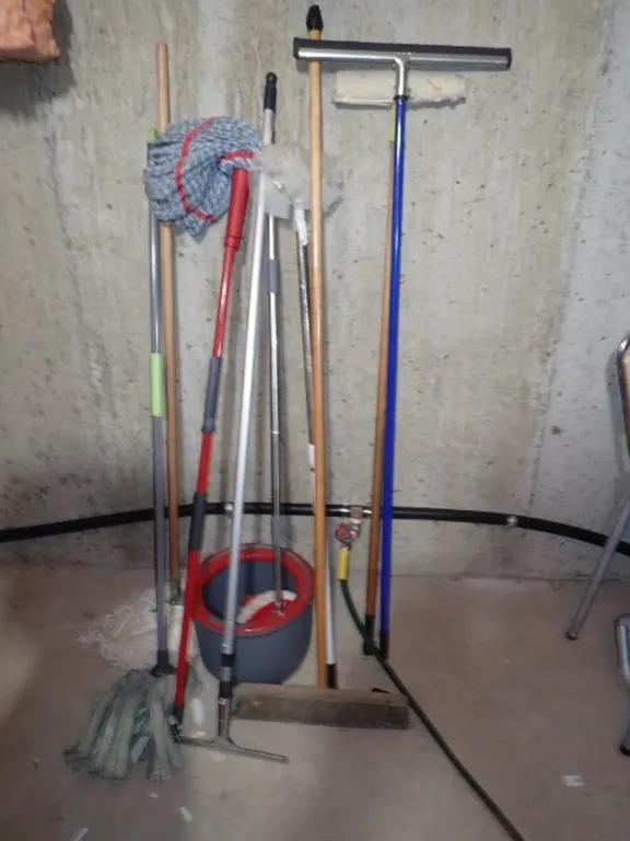 Mops, Bucket and More