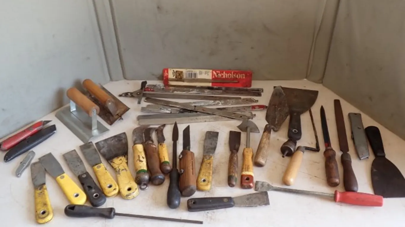 Masonry/Plastering Hand Tools