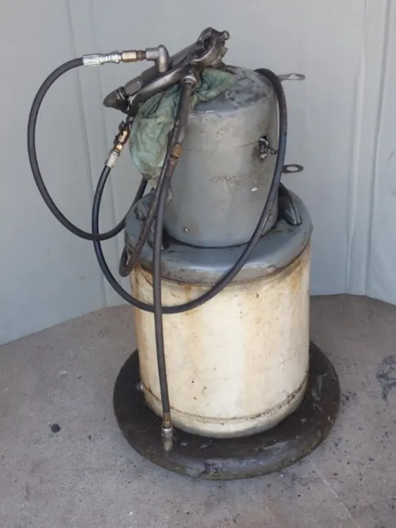 Mobile Pneumatic Grease Pump & Dispenser Unit