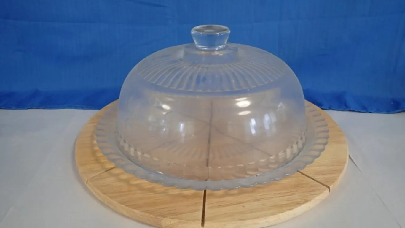 Princess House Heritage Cake Tray & Cutting Board