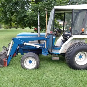 Ford 1720 Compact Tractor with Front-End Loader & Cab