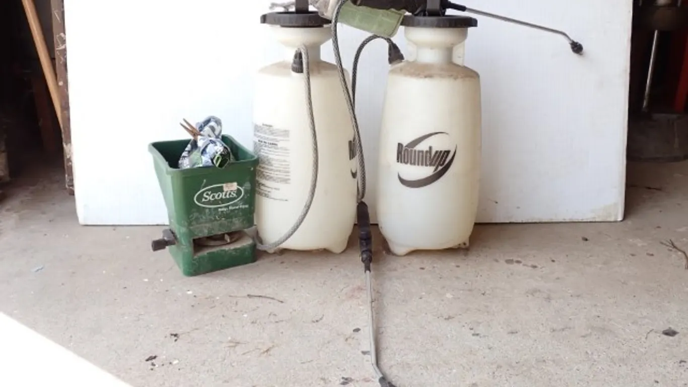 Roundup Lawn & Garden Sprayers