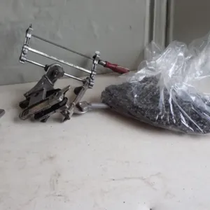 Effelle Chainsaw sharpener and blades