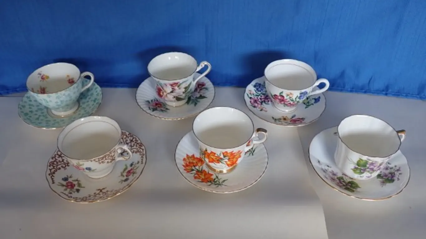Teacups & Saucers For Collectors