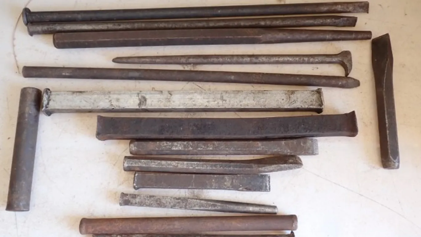 Chisels & Punches Collection