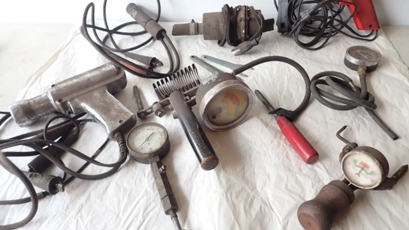 Timing Lights, Vaccum Gauge, Battery Load Tester