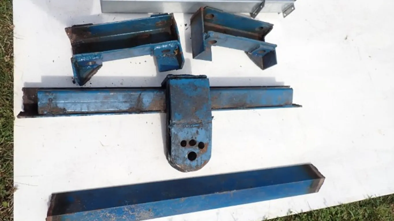 Three-Point Hitch Tractor Attachment Components & Galvanized steel mounting channels
