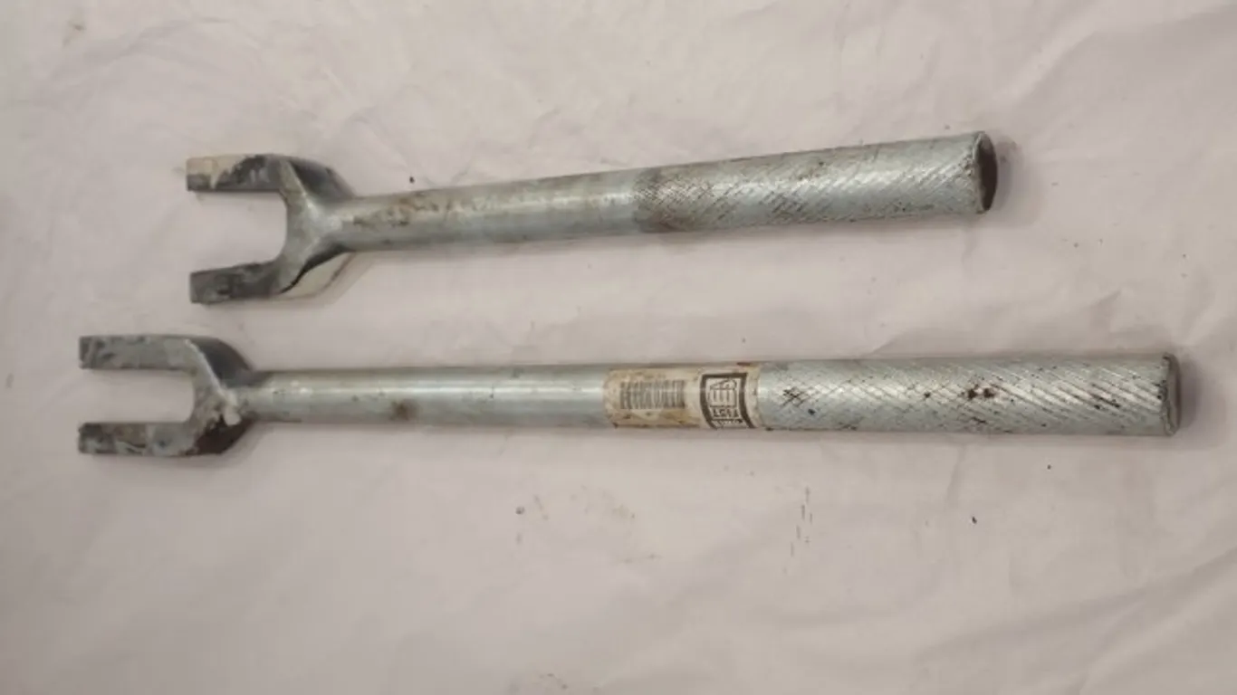 2 Power Fist Automotive Pickle Forks