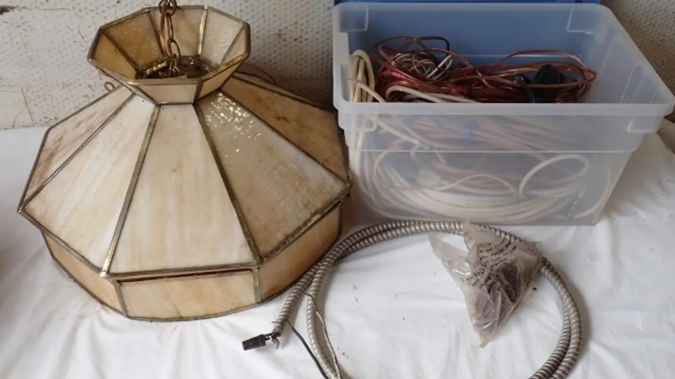Vintage Panelled Hanging Light Fixture & Assorted Wire
