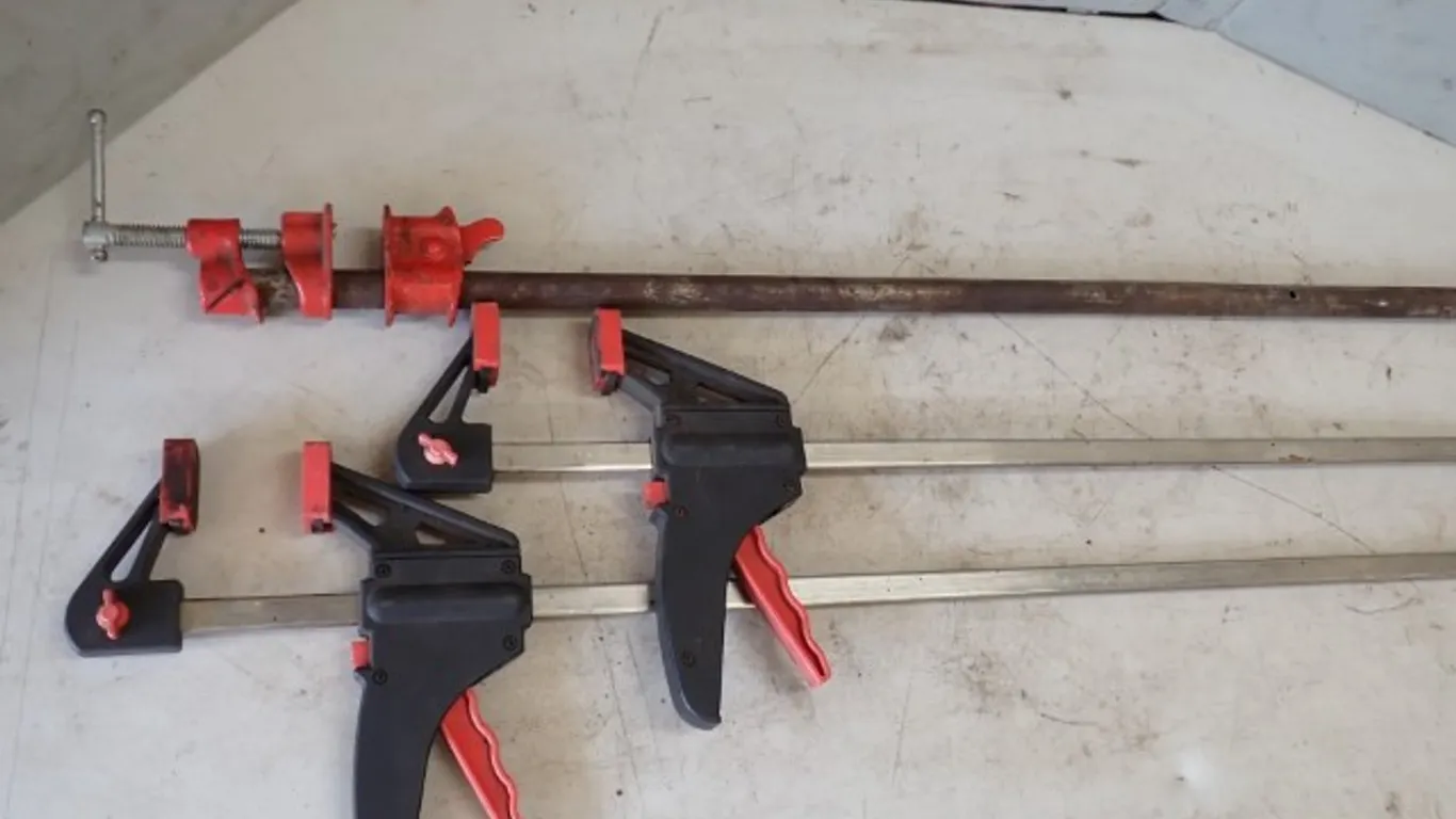 Metal Bar Clamps