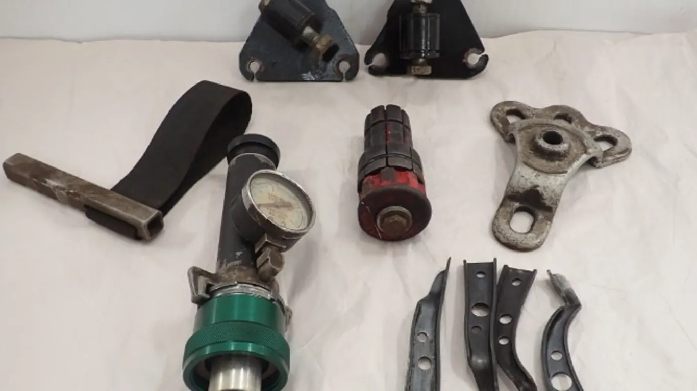 Hydraulic Accumulator Charging/Testing Assembly