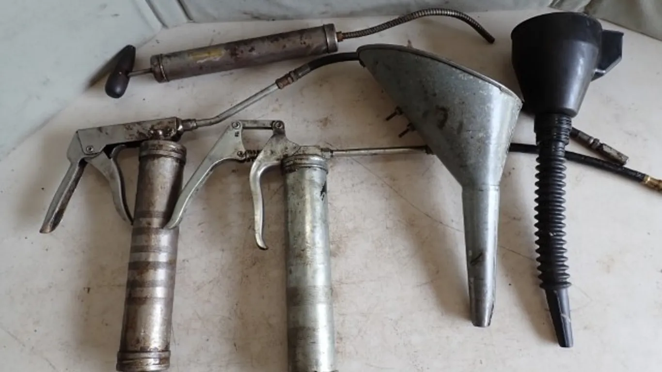 Grease Gun Collection & Funnels