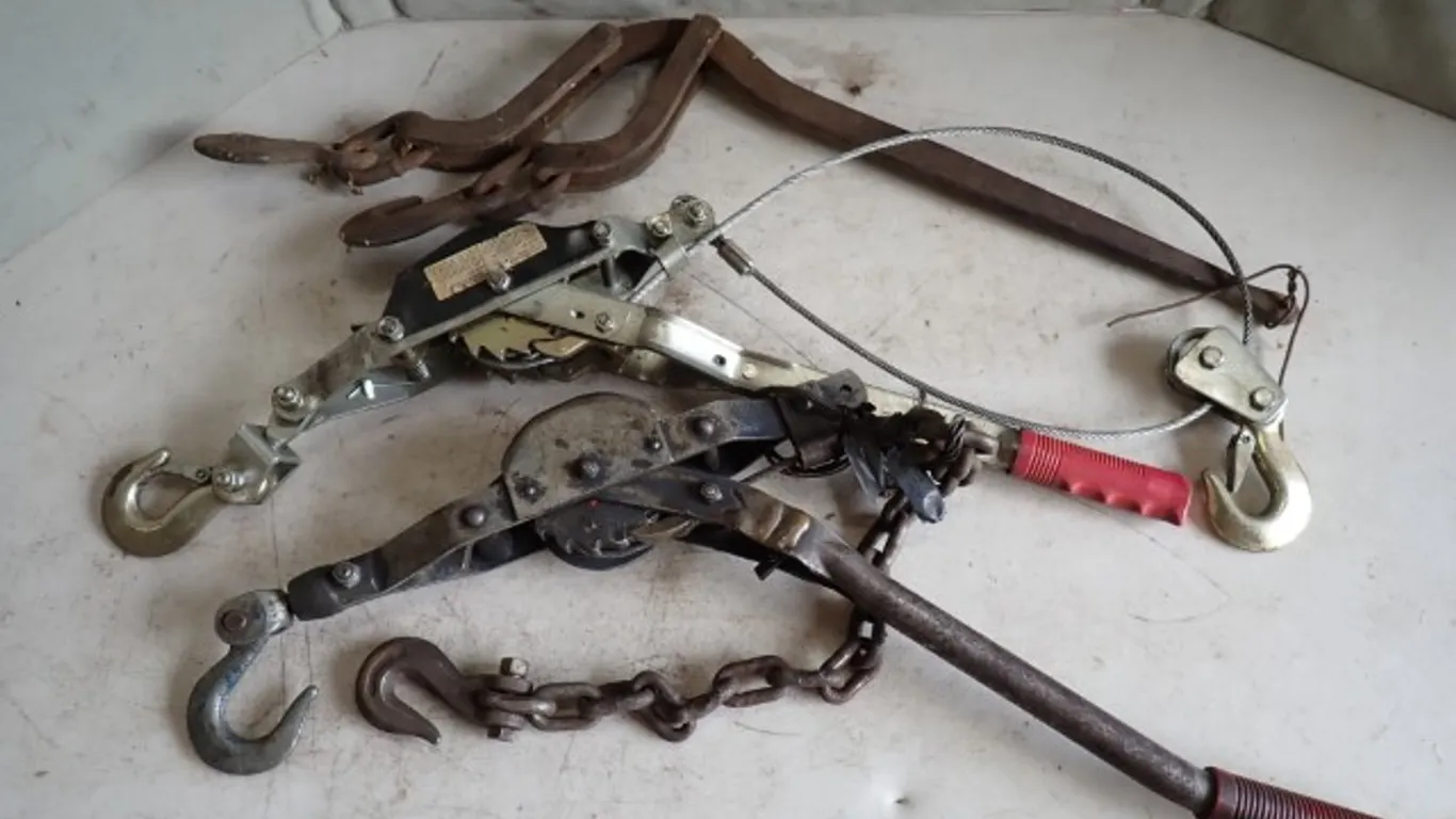 Come-Along Cable Puller