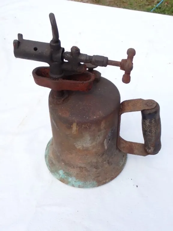 Antique Paint Sprayer