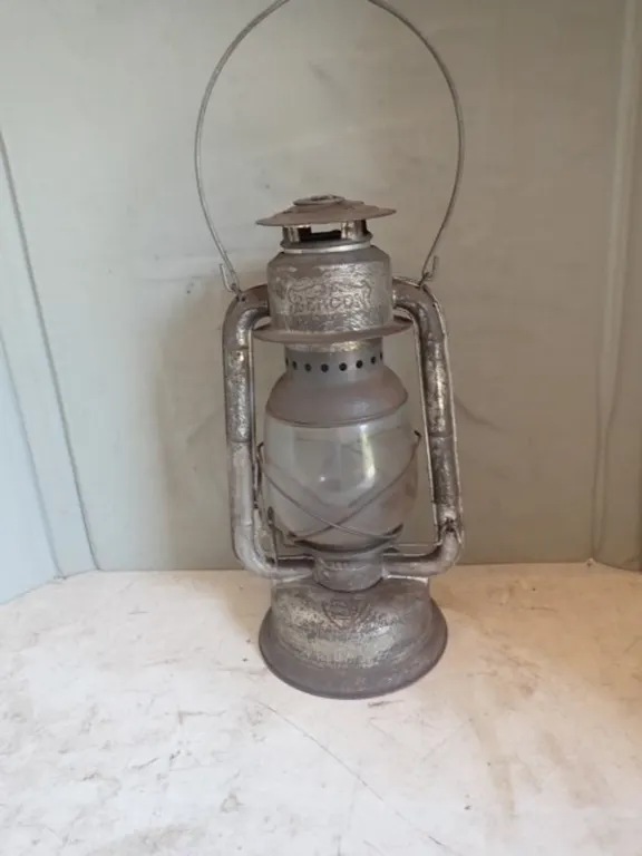 VIntage GSW Barn Lantern