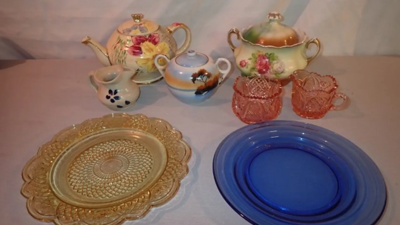Tea Time Friends