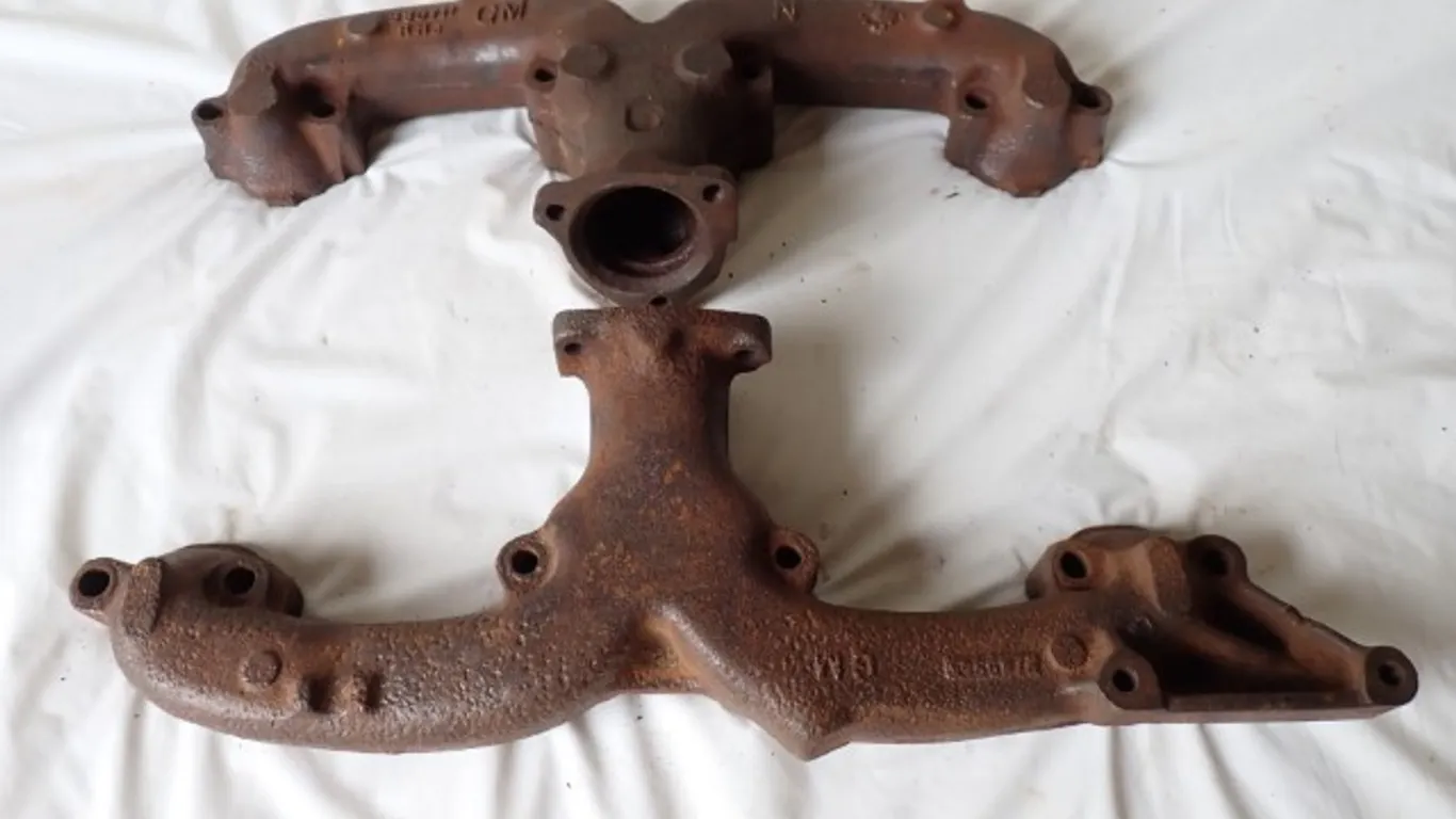 Two GM Small-Block Chevrolet Ram-Horn Exhaust Manifolds