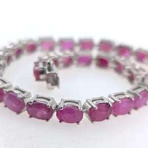 14.7 ct Certified Silver Ruby gemstone bracelet ($9,570 Appraisal)