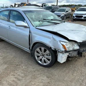 Impound Unit: 2007 Toyota Avalon Car