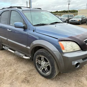 Impound Unit: 2004 Kia Sorento EX SUV