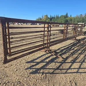 4- 30 Foot Freestanding Panels